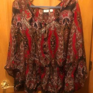 NWT Paisley Blouse with beautiful sleeves!
